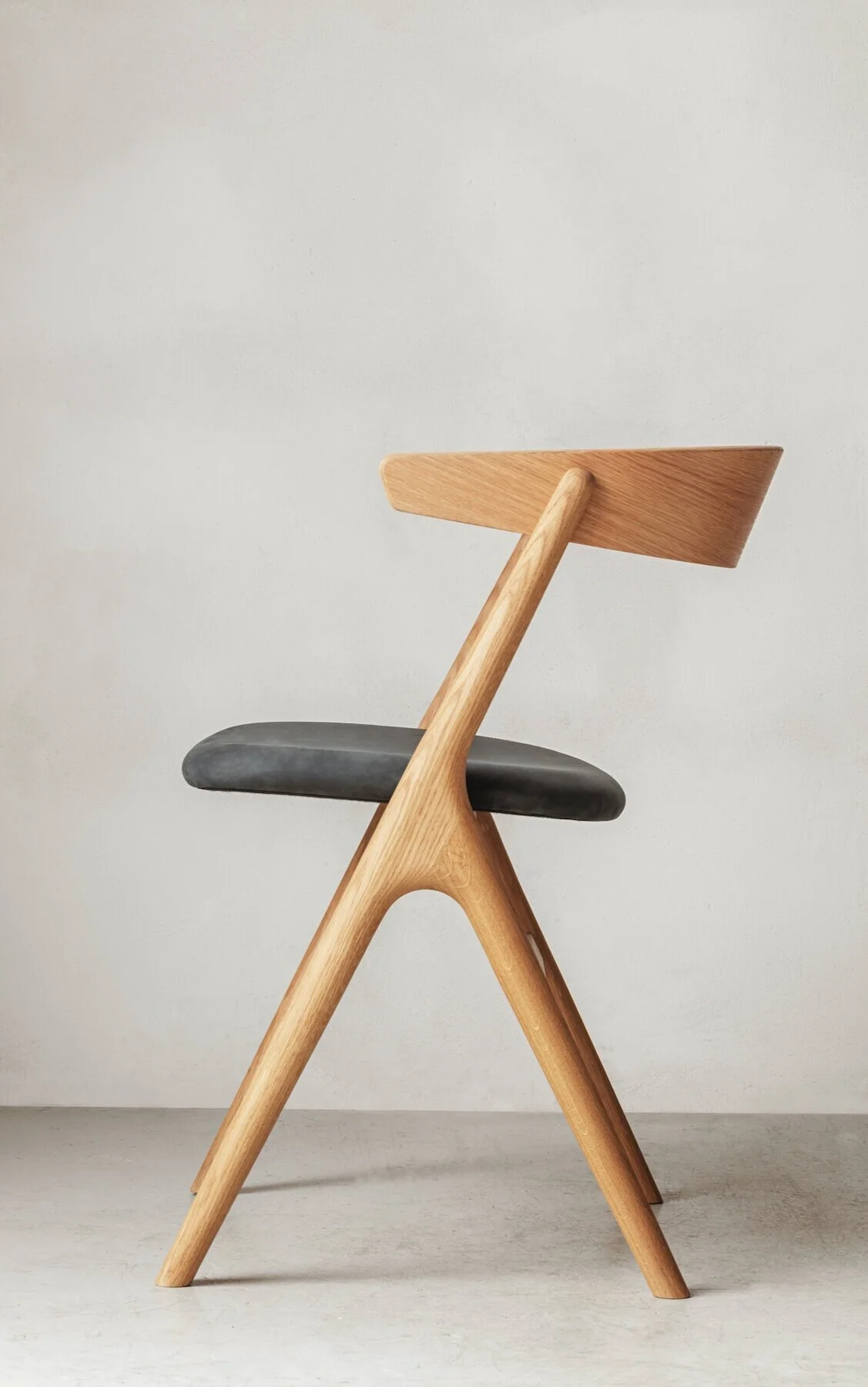 The Sibast No. 9 Chair — GESTALT NEW YORK